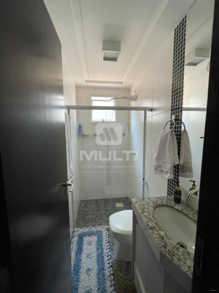 Apartamento à venda com 3 quartos, 110m² - Foto 4