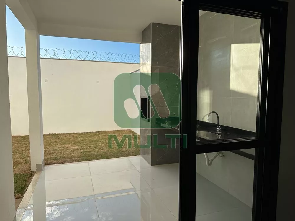 Casa à venda com 3 quartos, 102m² - Foto 6