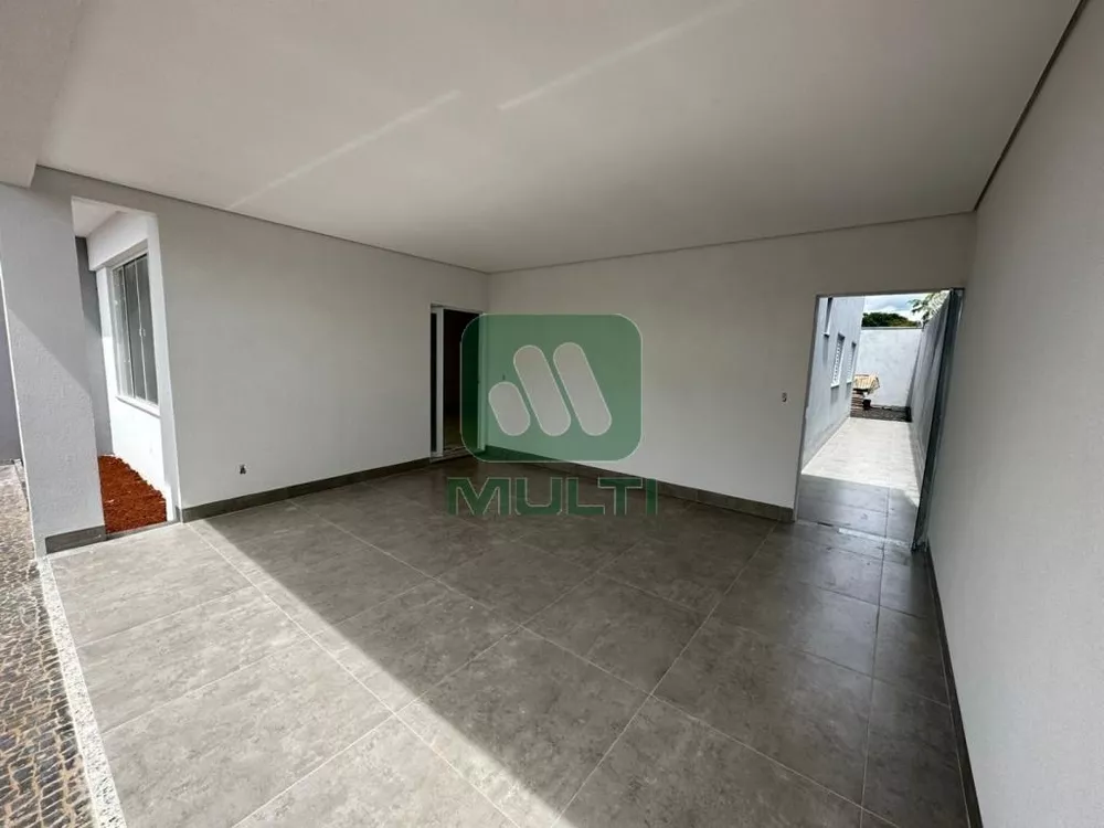 Casa à venda com 3 quartos, 132m² - Foto 10