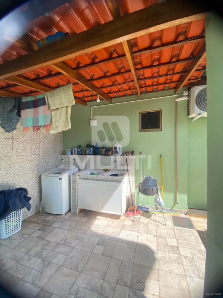 Casa, 3 quartos, 200 m² - Foto 3