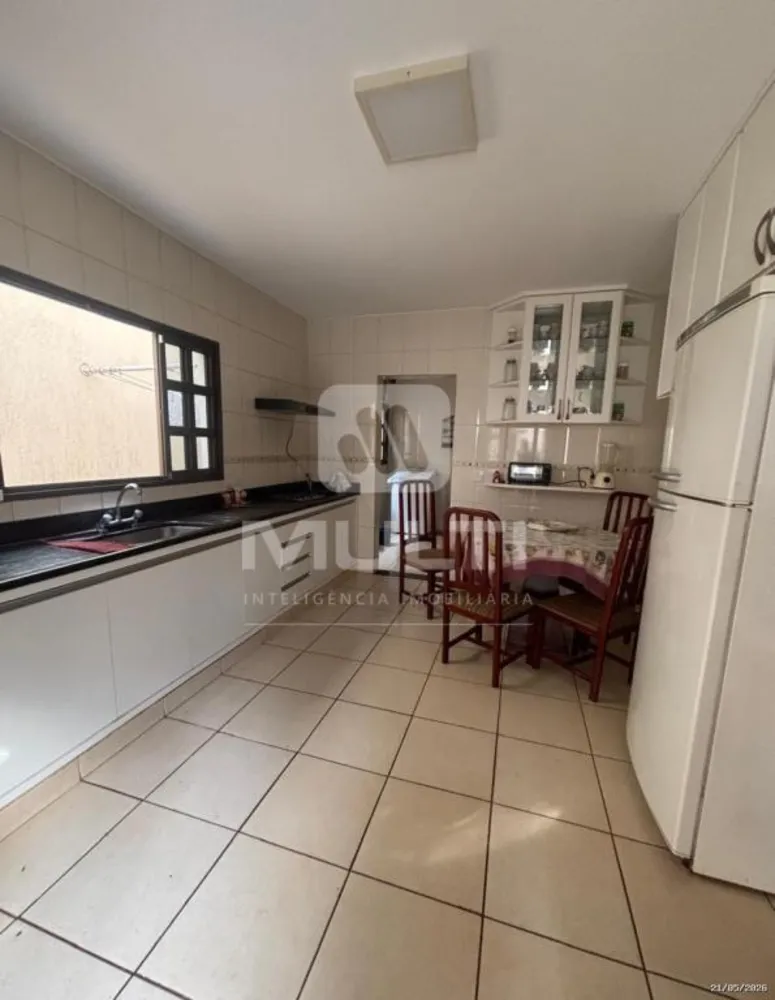 Casa, 4 quartos, 414 m² - Foto 1