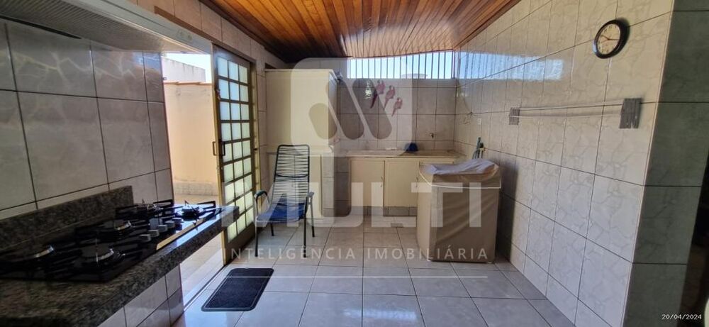 Casa, 3 quartos, 189 m² - Foto 8
