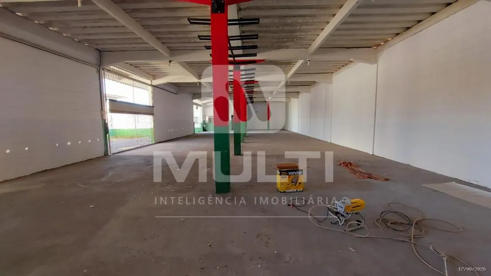 Casa, 1 quarto, 840 m² - Foto 1