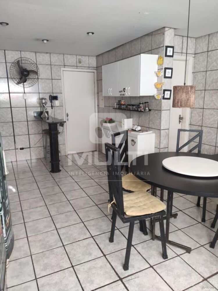 Casa, 4 quartos, 400 m² - Foto 4