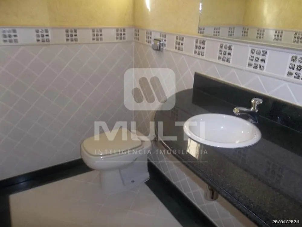 Casa, 3 quartos, 233 m² - Foto 17