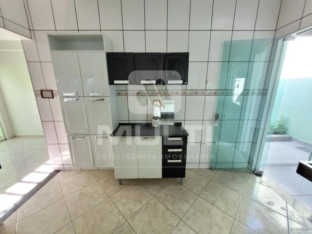 Casa, 3 quartos, 176 m² - Foto 4