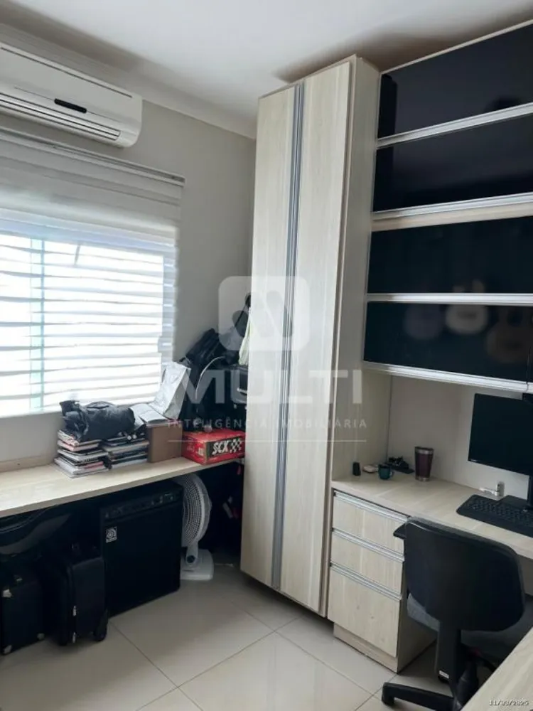 Casa, 3 quartos, 217 m² - Foto 8