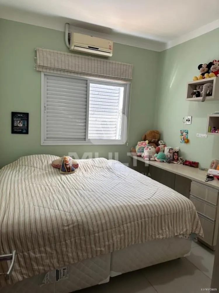 Casa, 3 quartos, 217 m² - Foto 4