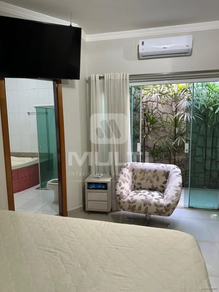 Casa, 3 quartos, 217 m² - Foto 10