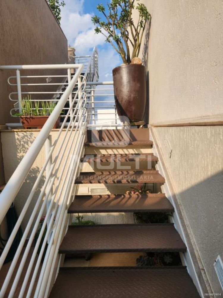 Prédio Inteiro à venda com 3 quartos, 700m² - Foto 14