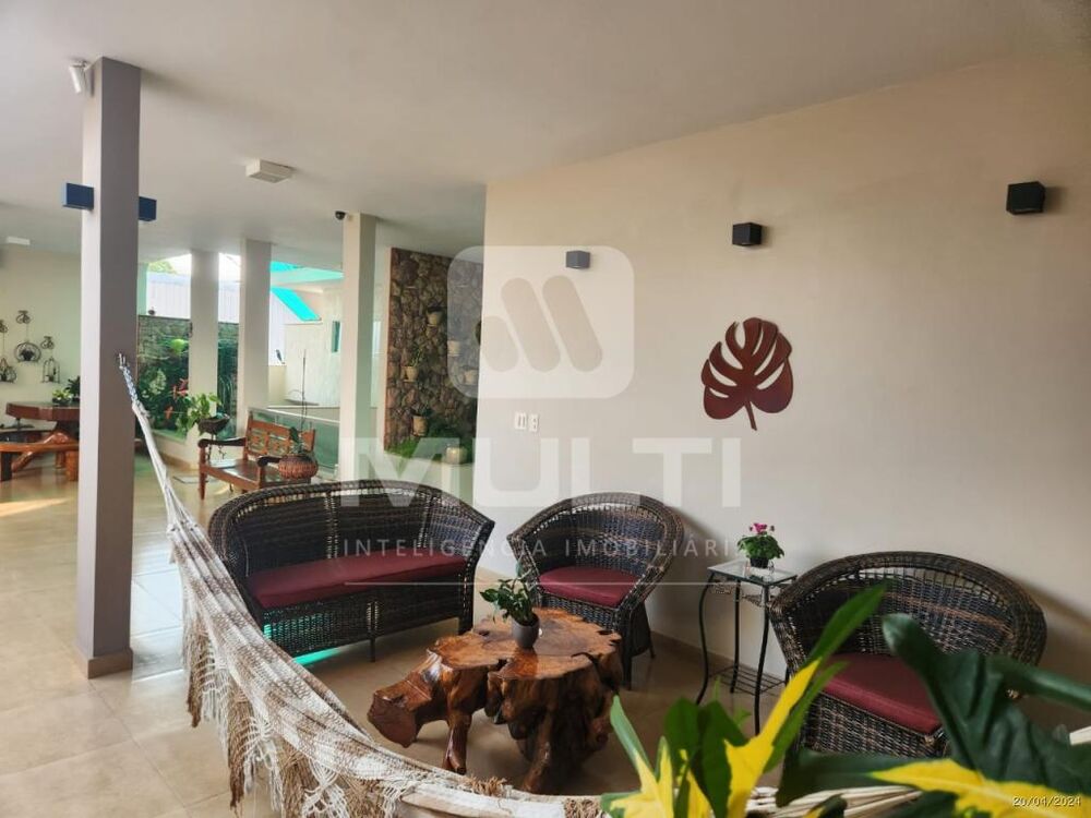 Prédio Inteiro à venda com 3 quartos, 700m² - Foto 4
