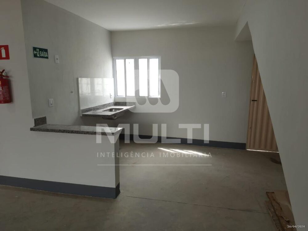 Casa, 1 quarto, 278 m² - Foto 3
