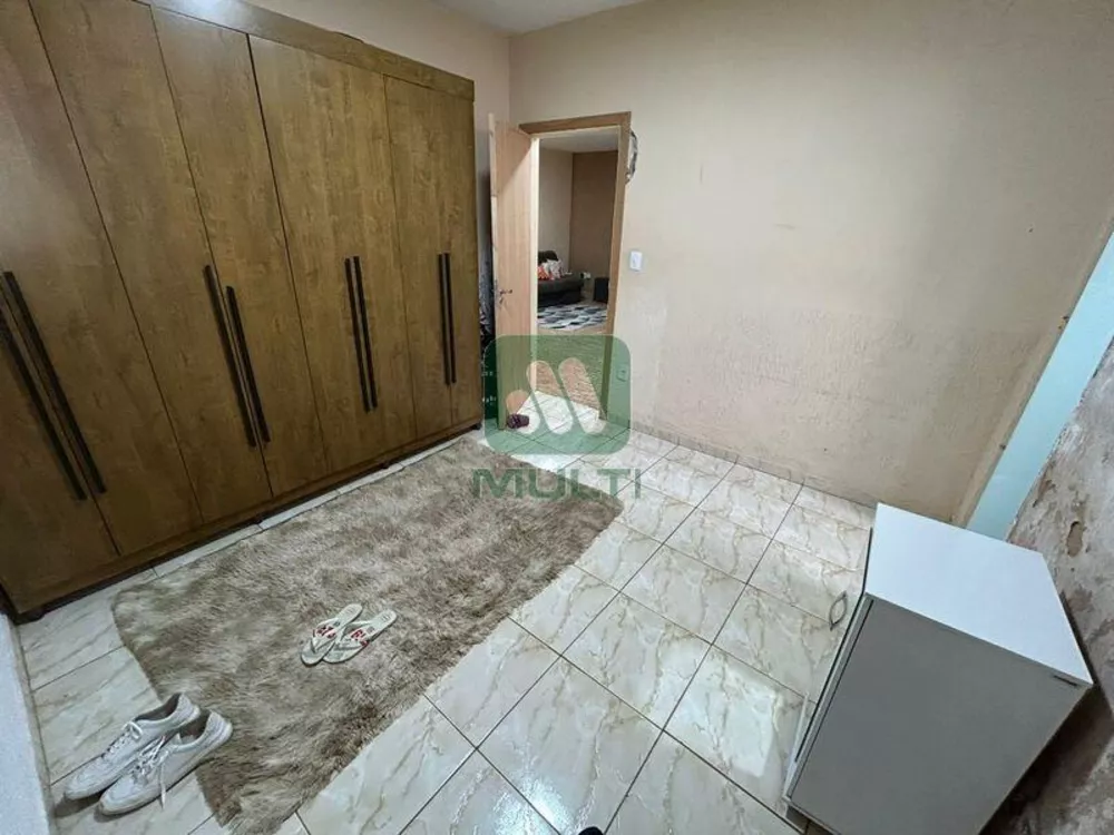 Casa à venda com 3 quartos, 178m² - Foto 7