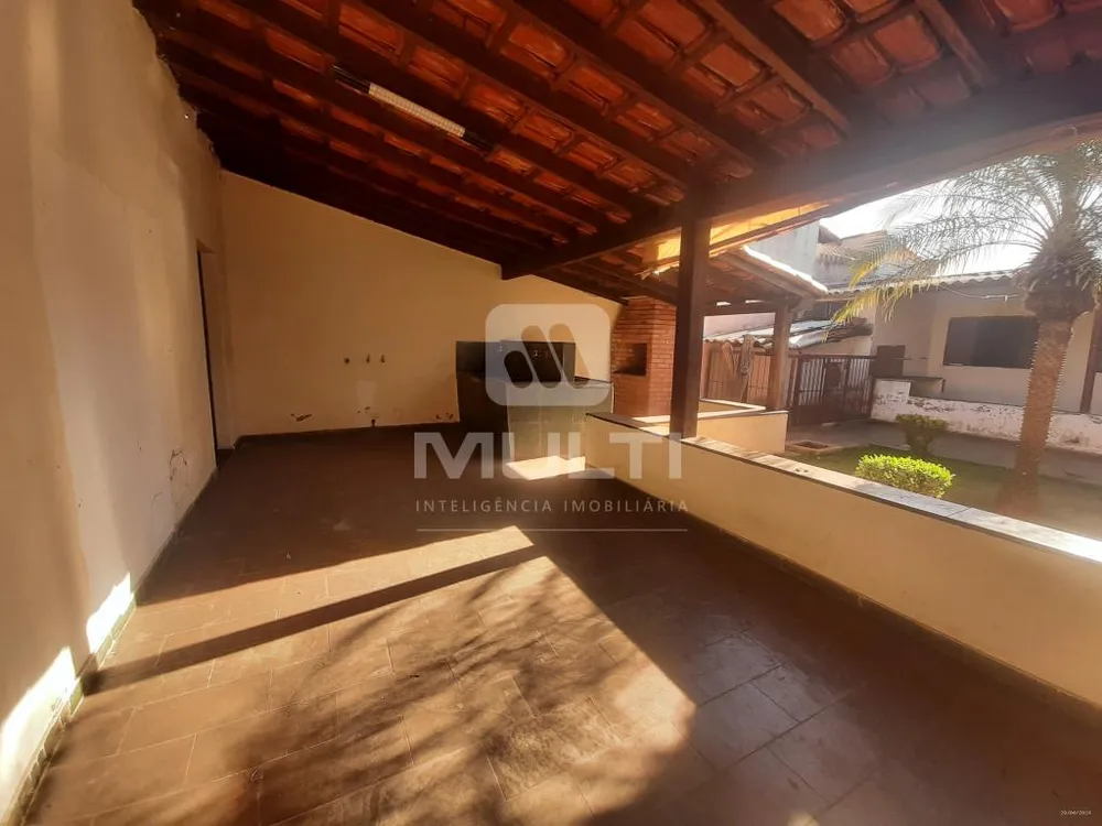 Casa, 3 quartos, 220 m² - Foto 8