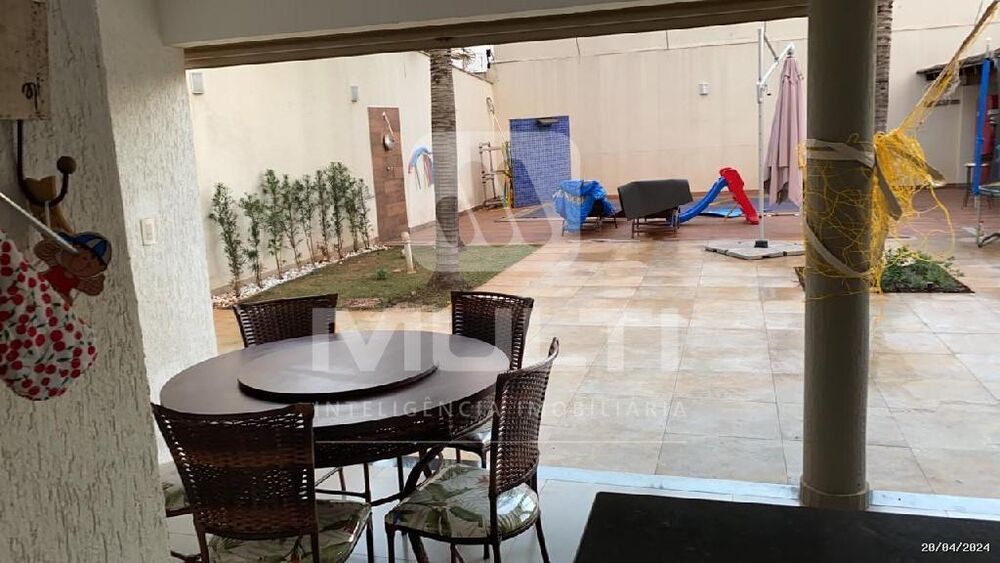 Casa, 4 quartos, 350 m² - Foto 9