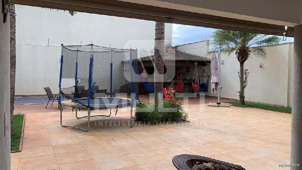 Casa, 4 quartos, 350 m² - Foto 19