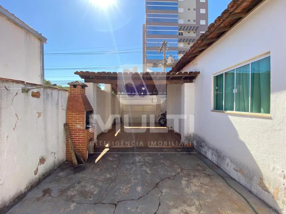 Casa, 2 quartos, 180 m² - Foto 1
