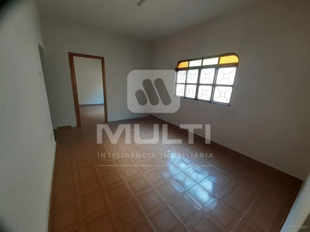 Casa, 3 quartos, 270 m² - Foto 1