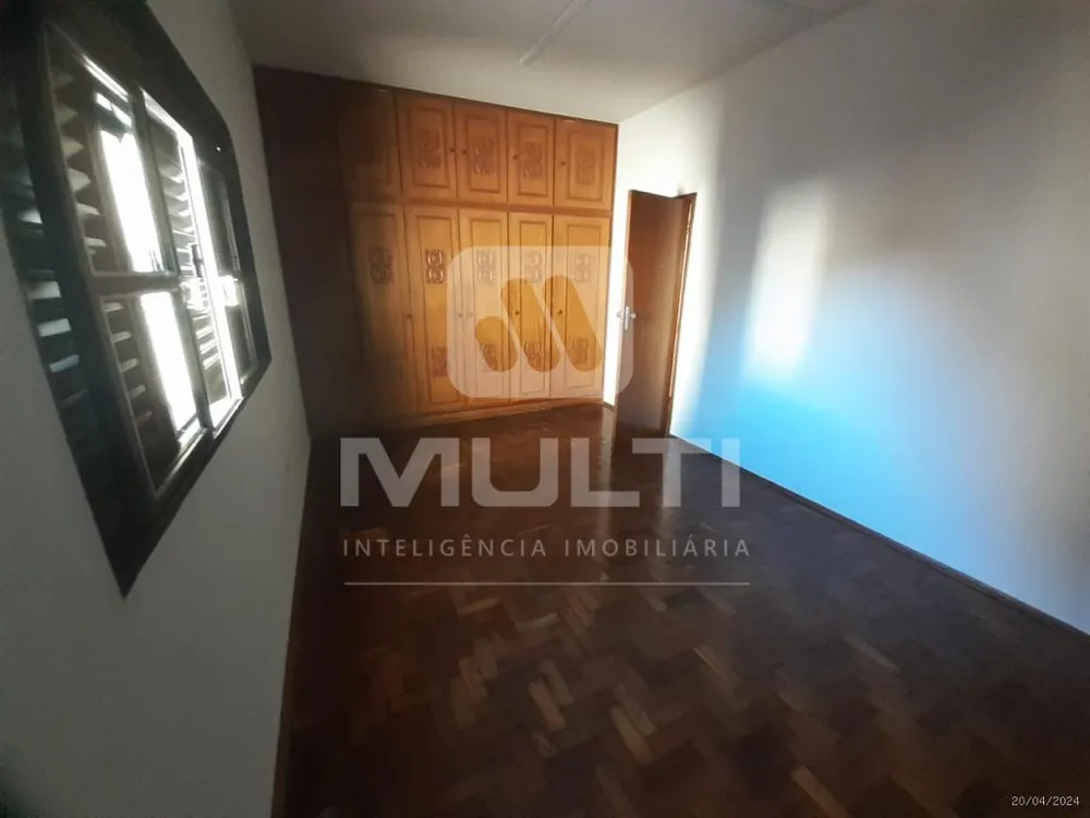 Casa, 3 quartos, 270 m² - Foto 6