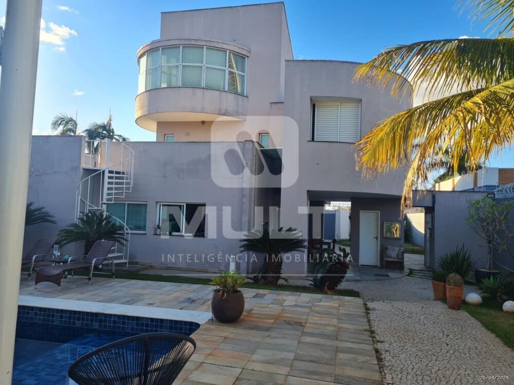 Casa, 4 quartos, 425 m² - Foto 1