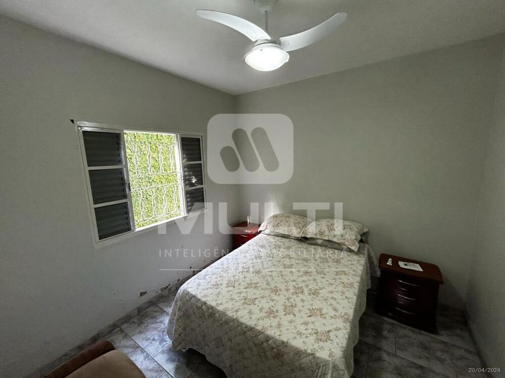 Casa, 3 quartos, 200 m² - Foto 13