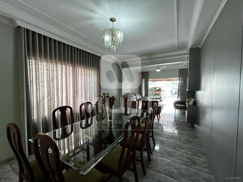 Casa, 3 quartos, 200 m² - Foto 5