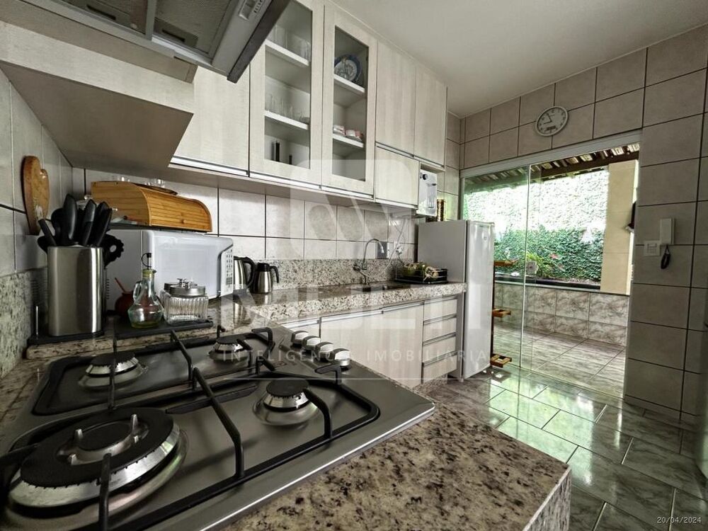 Casa, 3 quartos, 200 m² - Foto 8