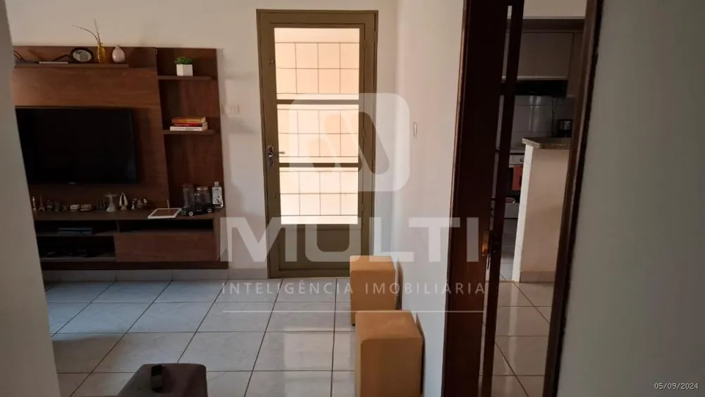Casa, 5 quartos, 170 m² - Foto 2