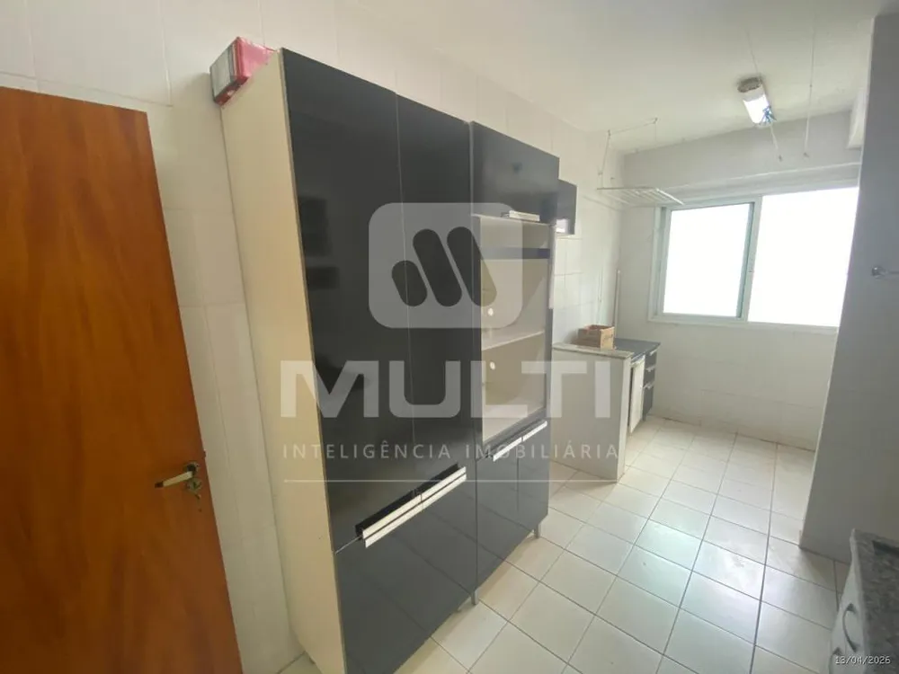 Apartamento, 2 quartos, 74 m² - Foto 2