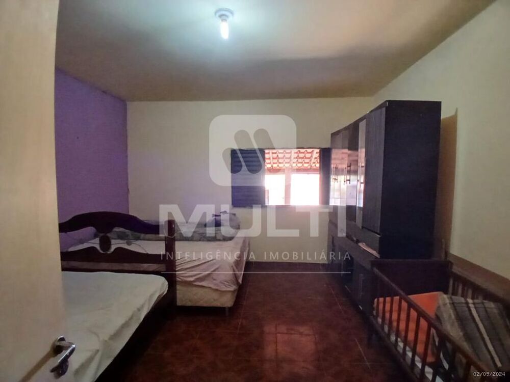 Casa à venda com 3 quartos, 176m² - Foto 16