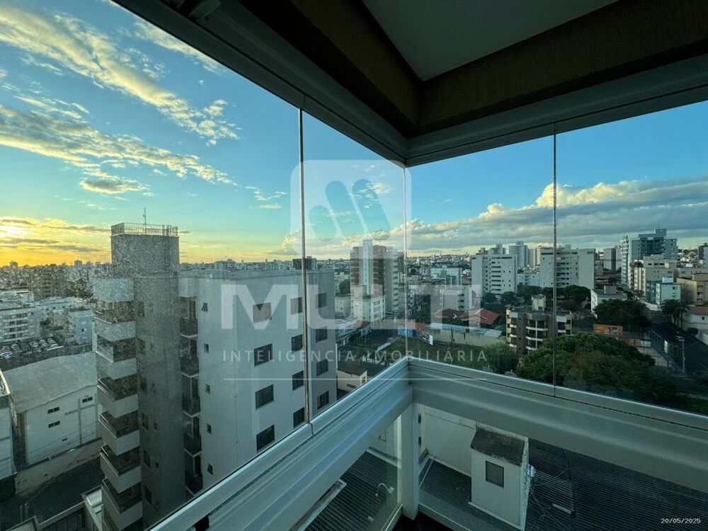 Apartamento à venda com 3 quartos, 89m² - Foto 4