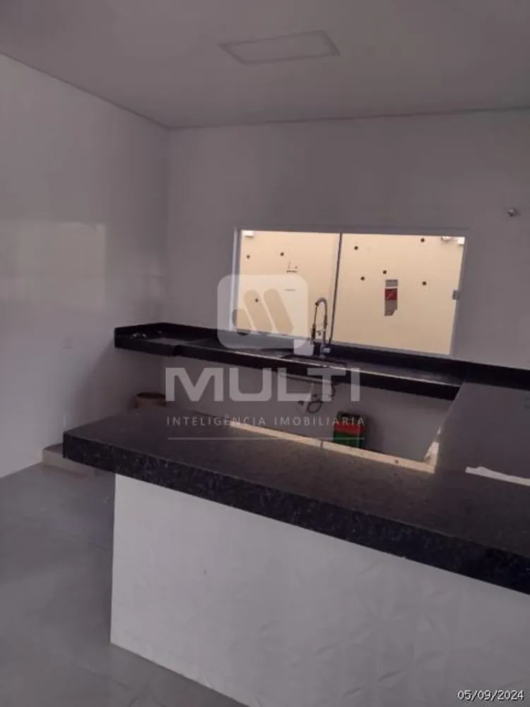 Casa, 3 quartos, 270 m² - Foto 1