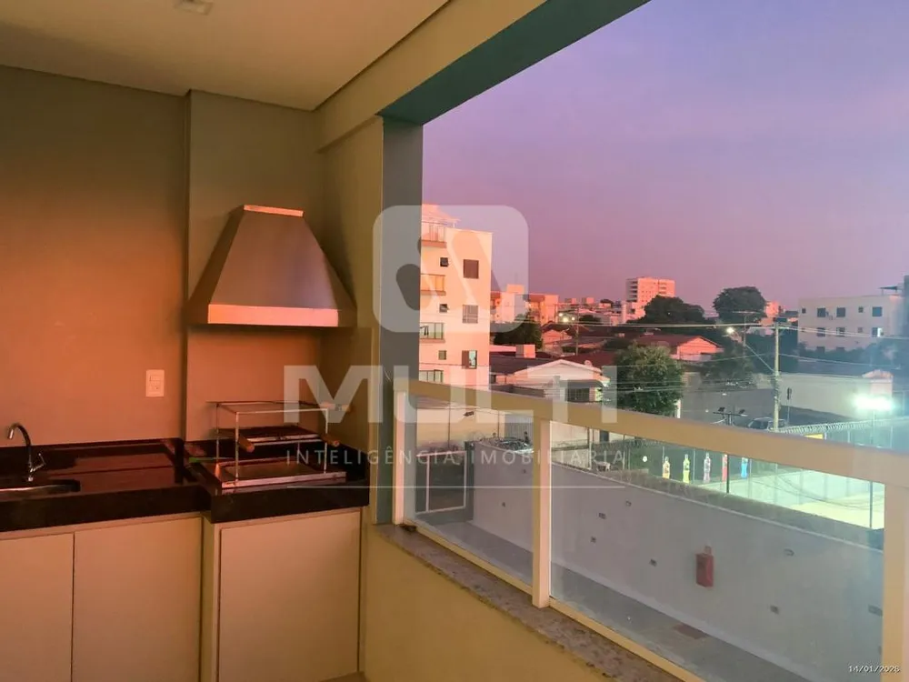 Apartamento, 3 quartos, 100 m² - Foto 1