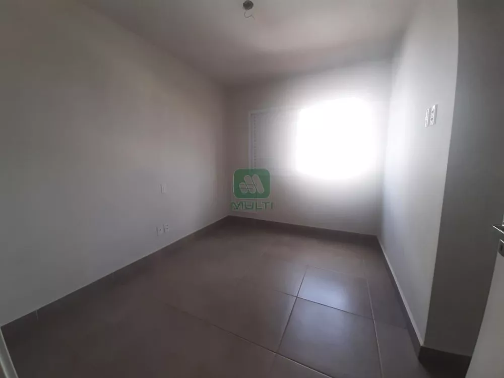 Apartamento à venda com 3 quartos, 136m² - Foto 12