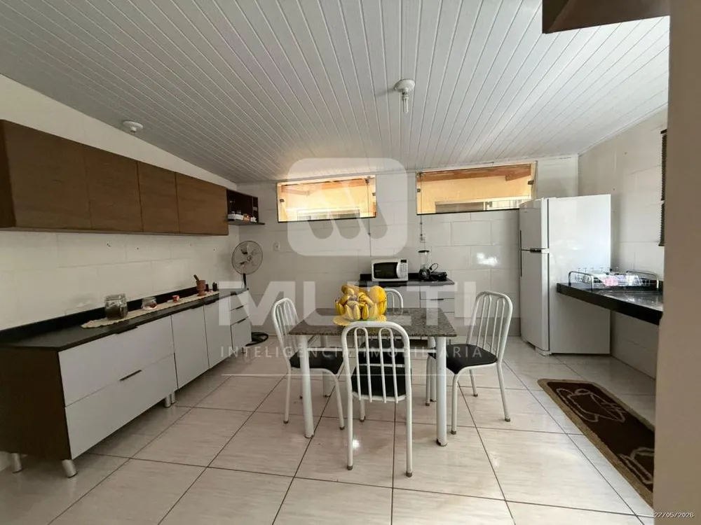 Casa, 4 quartos, 197 m² - Foto 8