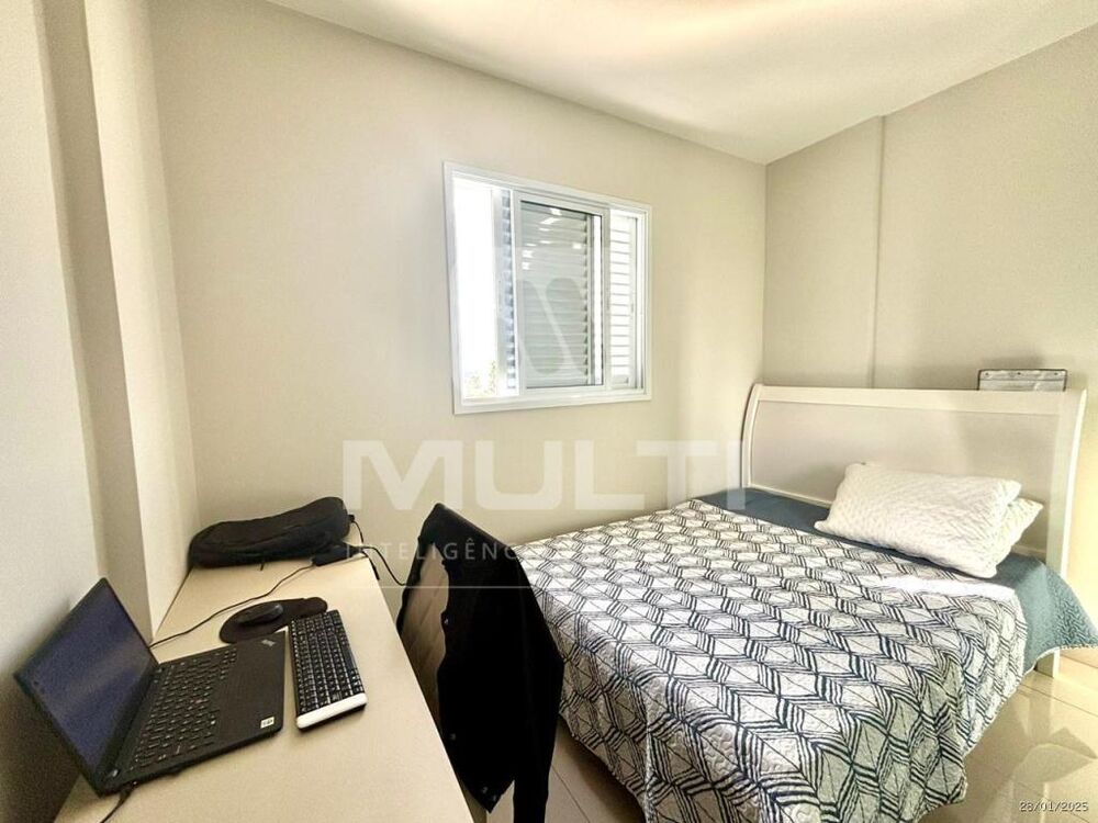 Apartamento, 3 quartos, 79 m² - Foto 2