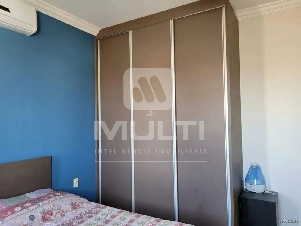 Casa, 3 quartos, 275 m² - Foto 17