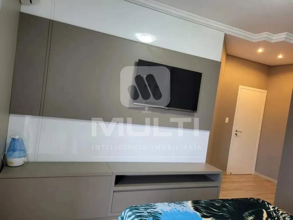 Casa, 3 quartos, 275 m² - Foto 8