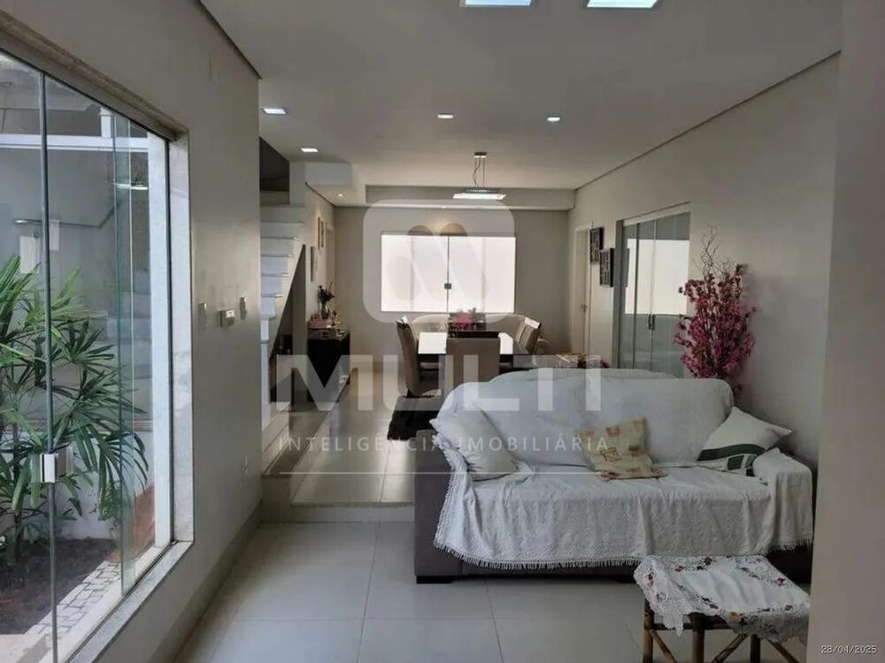 Casa, 3 quartos, 275 m² - Foto 19