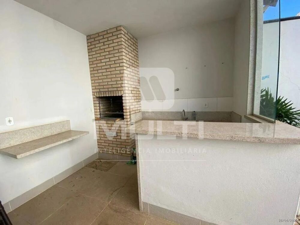 Casa, 3 quartos, 275 m² - Foto 2