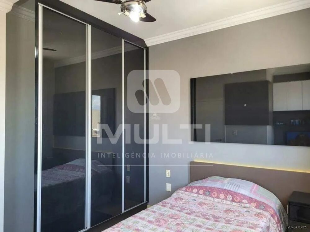 Casa, 3 quartos, 275 m² - Foto 16