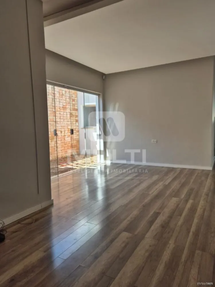 Casa, 4 quartos, 265 m² - Foto 1