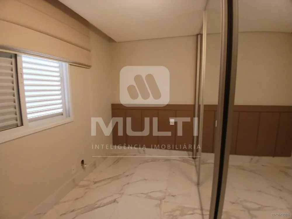 Cobertura, 3 quartos, 216 m² - Foto 5