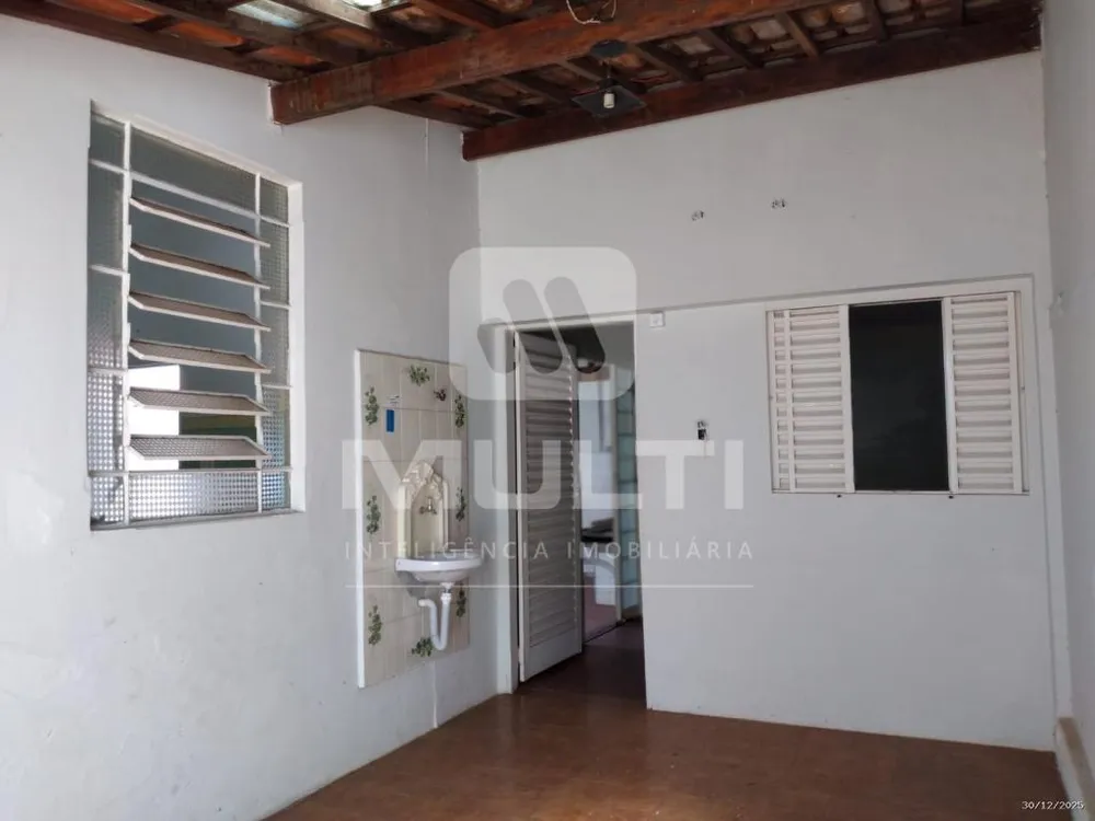 Casa, 3 quartos, 183 m² - Foto 2