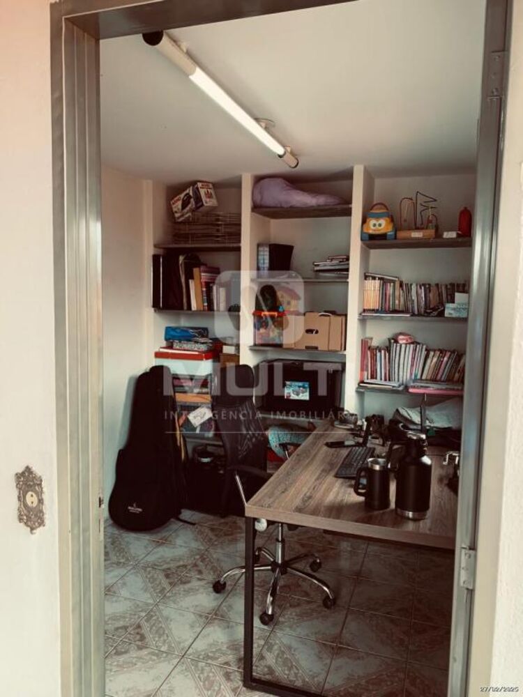 Casa à venda com 3 quartos, 209m² - Foto 19