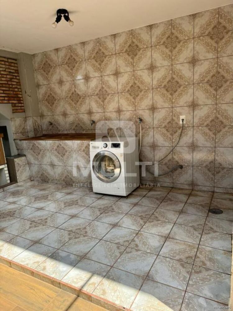 Casa à venda com 3 quartos, 209m² - Foto 18