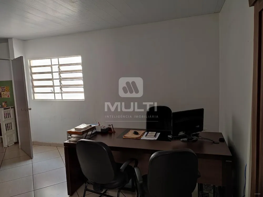 Imóvel Comercial, 218 m² - Foto 2