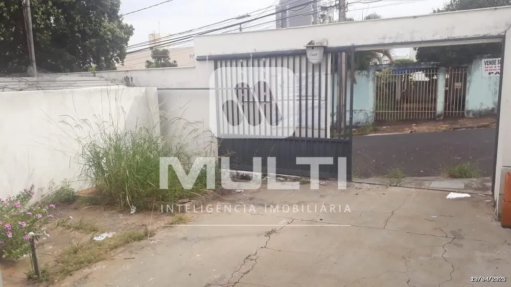 Casa, 5 quartos, 154 m² - Foto 1