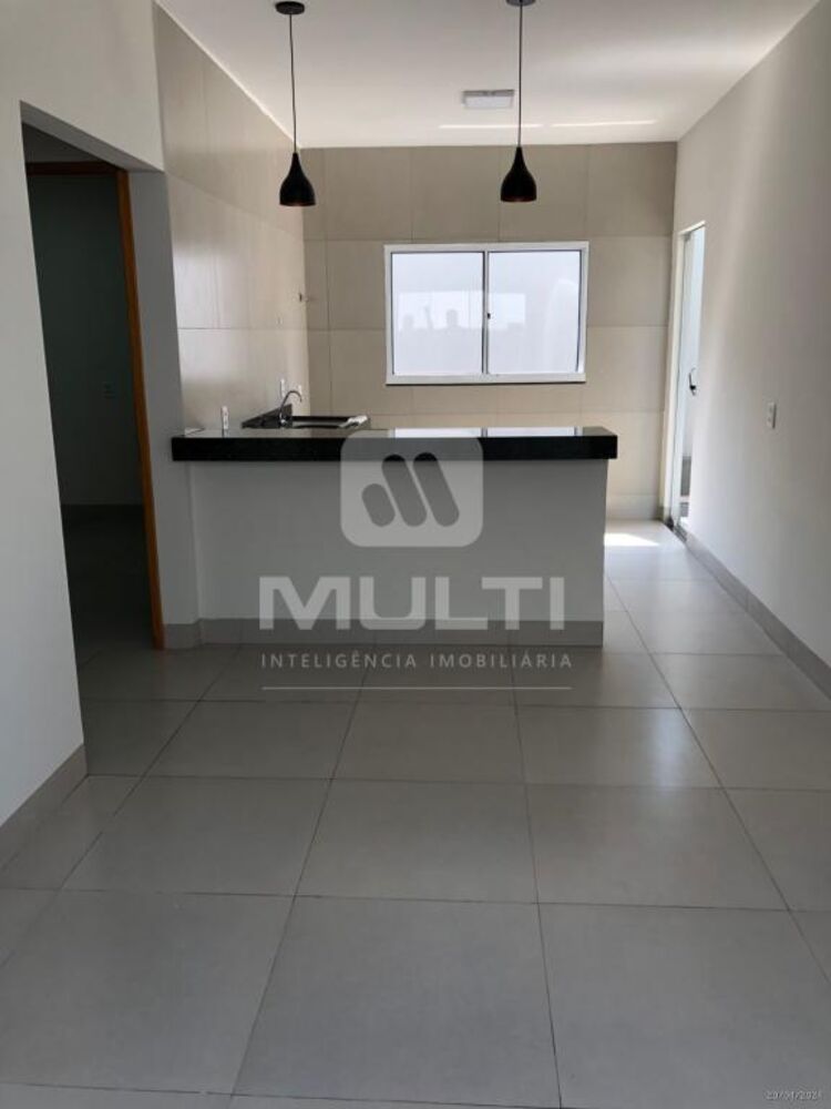 Casa, 2 quartos, 55 m² - Foto 1