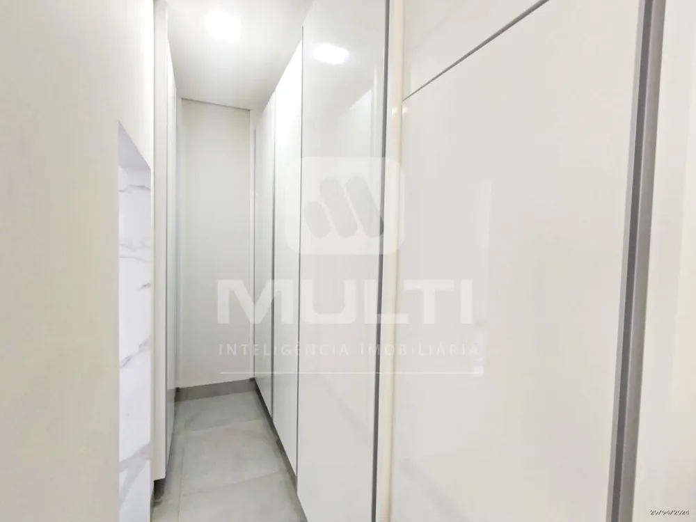 Casa, 3 quartos, 207 m² - Foto 2